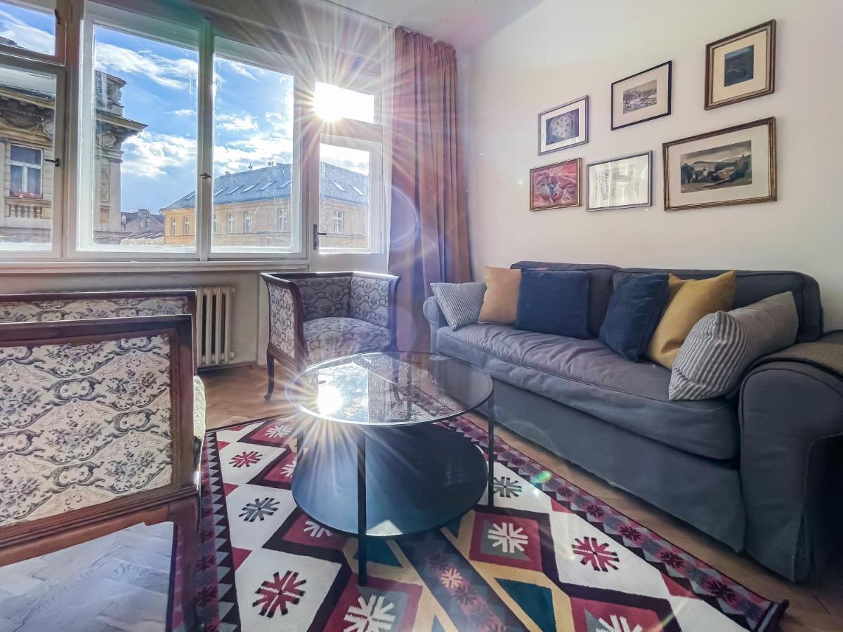 Turnkey I Vintage Terrace Apartment Praga Exterior foto